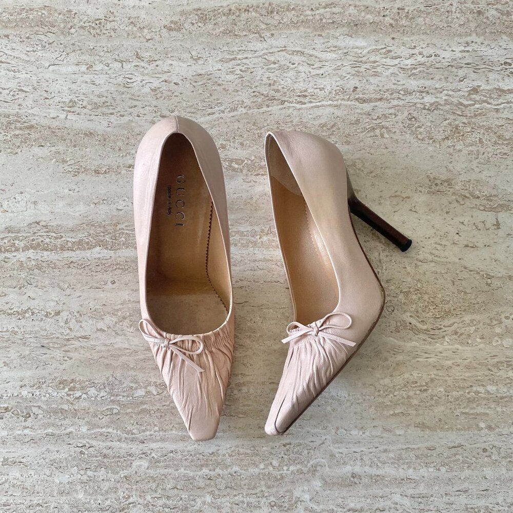 Vintage Gucci Ruched Leather Bow Pumps - Picture 1 of 10